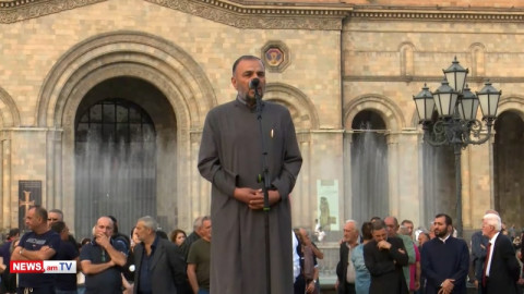 Սիրտս պայթում է. երբ ազգի առաջնորդն իմաստությունից զրկվում է. Արցախի թեմի առաջնորդ