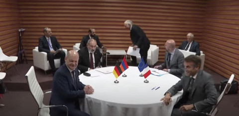 Мeeting of Pashinyan, Macron, Scholz and Michel kicks off in Granada