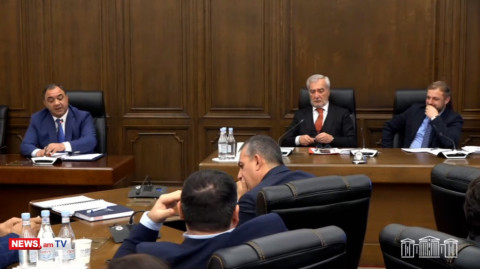 Հարյուրավոր ոստիկաններ աշխատանքային թրաֆիքինգի են ենթարկվում. ընդդիմադիրը՝ ՆԳ նախարարին