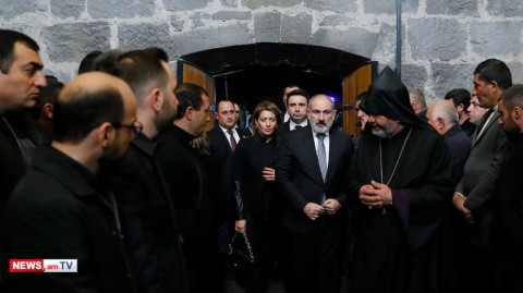 The Prime Minister, together with his wife, attends the funeral service of Matevos Asatryan