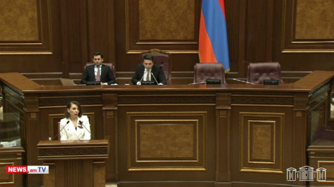 Զանգե՞լ, ասե՞լ եք՝ եթե այդ մարդն աշխատի, չենք համագործակցի. Ալեն Սիմոնյանը Հայկուհի Հարությունյանին