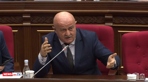 Նոր Հայկ Սարգսյան ա գալո՞ւ ու էլի բերի՞ էս օրինագիծը. Հովիկ Աղազարյանը բարկացավ