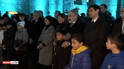 Փաշինյանը տիկնոջ հետ Արուճի Սբ. Գրիգոր խոնարհված եկեղեցում ներկա է գտնվել Սուրբ Ծննդյան համերգին