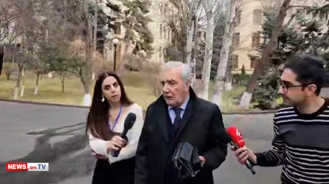 Անդրանիկ Քոչարյանը՝ 1 օրում 2 սպայի մահվան եւ Պապիկյանի հնարավոր պաշտոնանկության մասին
