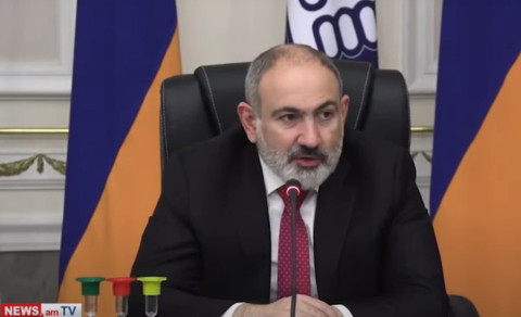 Ի՞նչն է խանգարում Փաշինյանին գործող Սահմանադրության մեջ
