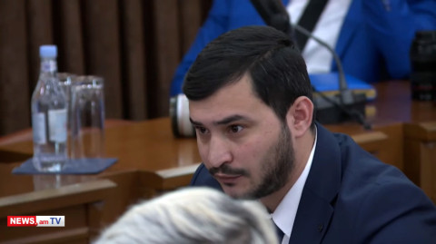 «Հայկ Մարությանը թող բեմ վերադառնա, կանացի հագուստն իրեն շատ է սազում». ավագանու անդամ