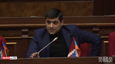 Երեւանի փոսերը խրամատնե՞ր են. ընդդիմադիրը հեգնեց իշխանություններին
