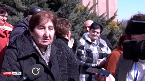 «Կոնդեցիները քեզ աթոռից թռցնելու են». ակցիայի մասնակիցը՝ Ավինյանին