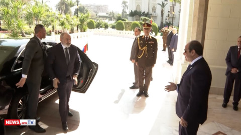 Armenia premier, Egypt president have meeting