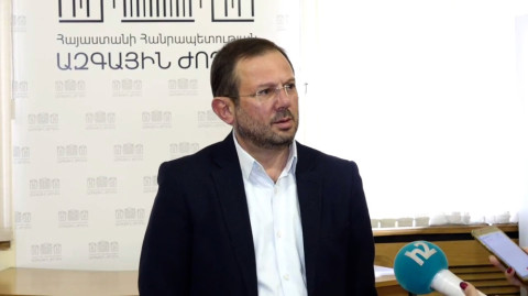 Փաշինյանն այսօր պաշտոնապես հանդես է գալիս որպես Ադրբեջանի փաստաբան. Գեղամ Մանուկյան