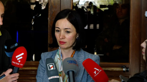 «Խուճապի որևէ առիթ չունեն ծնողներն ու դպրոցները». ԿԳՄՍ նախարարը՝ ահաբեկչության կեղծ լուրերի մասին