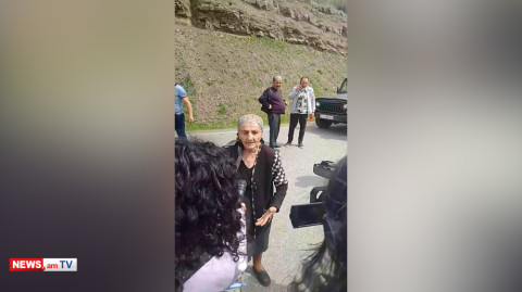 Եկել եմ՝ հողս պահեմ. կիրանցի տատը միացել է Կիրանց–Ոսկեպար ճանապարհը փակողներին