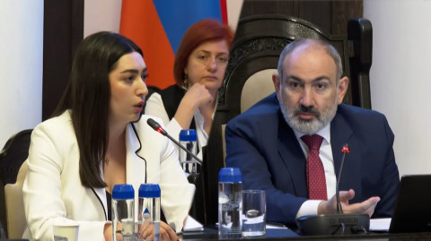 Կրիպտոարժույթից խոսում ես, խուճապային նամակներ են գրում՝ հեսա ամեն ինչ կքանդվի. Փաշինյանը դժգոհեց