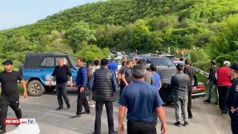 Քաղաքացիները փակեցին Կիրանցի կամուրջը