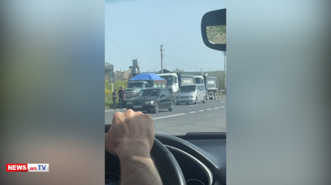 Բեռնատարների «ռեյդ» Սեւանի ճանապարհին. թույլ չեն տալիս մտնել Երեւան
