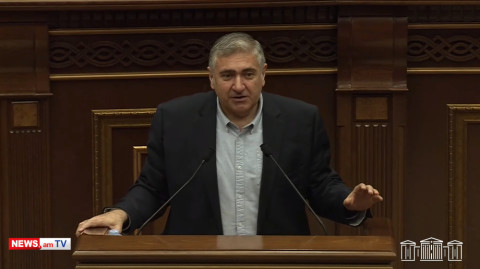 «Սադիզմի ոգով տոգորված՝ ժողովրդական ոստիկանները մարդկանց ստորացնում են». ընդդիմադիրը՝ ՄԻՊ–ին