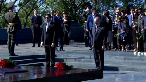 Armenia PM visits Victory Park in Yerevan