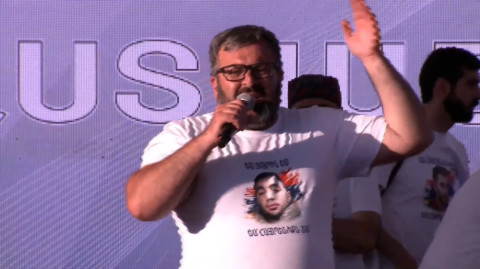 Պետք լինի մի քանի գիշեր էլ անձրևի տակ կլինենք, բայց մեր Հայրենիքը չենք թողի թշնամուն. ընդդիմադիր
