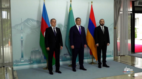 Հայաստանի և Ադրբեջանի ԱԳ նախարարների հանդիպումը Ալմաթիում