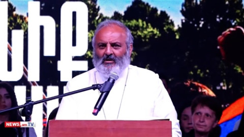Պարոն Աբազյան, ձեր համակարգը կարգի հրավիրեք. Բագրատ Սրբազան