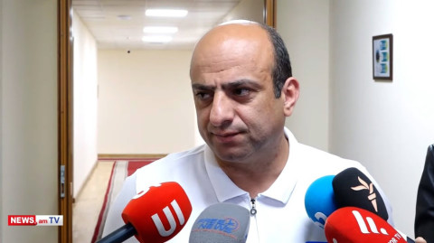 Բագրատ Սրբազանի հետ հաց էլ եմ կերել, բայց վերջերս հարաբերությունները սառել են. Վահե Ղալումյան