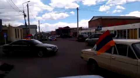 Ավտոերթ Գեղարքունիքում՝ ի աջակցություն Բագրատ Սրբազանի առաջնորդած շարժմանը