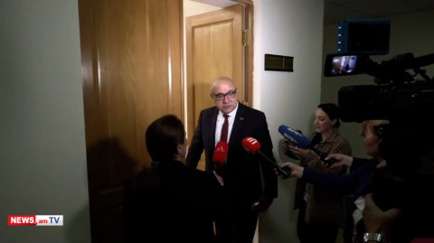 Թող ցուցակ ներկայացնի. Գուրգեն Արսենյանը Սրբազանի՝ ՔՊ-հետ հանդիպելու մասին
