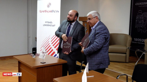 Հայաստանի պատմության թանգարանն այսուհետեւ աուդիոգիդ սարքեր կունենա՝ «Արմսվիսբանկի» աջակցությամբ