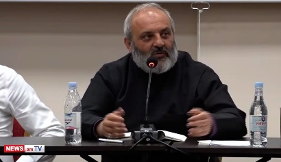 Անցումային կառավարությունը պիտի լինի վերկուսակցական․ խնդրում ենք բոլոր ոլորտներից 3 թեկնածու․Սրբազան