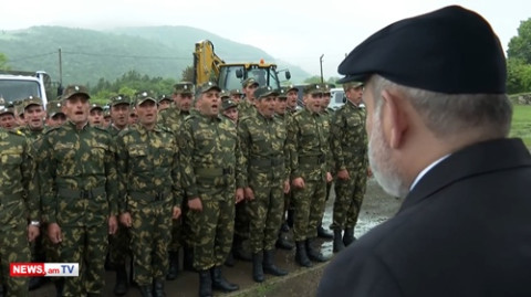Փաշինյանն այցելել է Բաղանիսի հատվածում տեղակայված ԱԱԾ Սահմանապահ ուղեկալ