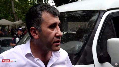 Ոստիկաններից մեկը հարվածում էր բերման ենթարկվածին. Ռուբեն Մելիքյան
