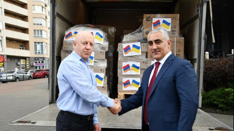 Նոր նորք շրջանի ղեկավարն այցելել է Բուչա, դեղամիջոցներ նվիրաբերել. Օրը` մեկ տողով. 02.06.2024