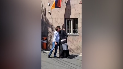 ԱԳՆ–ի մոտից բերման ենթարկված ցուցարարներն ազատ են արձակվում ՁՊՎ–ից