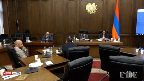 Իսկ չի լինի՞ «Շողակաթ»-ը փակենք, փողը տանք Հանրայինին. Արսեն Թորոսյանը՝ Շիրինյանին