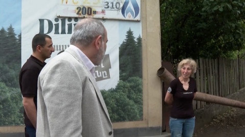 Վախեցե՞լ էիք ջրհեղեղից. Փաշինյանը՝ Ալավերդիի բնակչուհուն