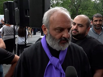 Բագրատ Սրբազանը՝ քաղաքական ուժերի հետ հանդիպման մասին