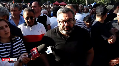 Գժանոց ա, վախում են, ԱԺ-ում ամբողջը թիկնապահներ են․Անընդհատ տալով հասնելու են ըստեղ․Գառնիկ Դանիելյան