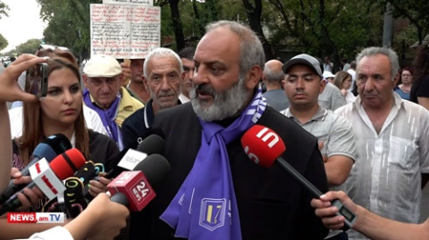 Երեկ ե՞ս էի լորձաշատ շնորհավորանքներ ուղղում Պուտինին եւ Միշուստինին. Բագրատ Սրբազան