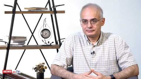«Նիկոլն իրեն քուչի գյադու պես է պահում. ՔՊ–ն հակասահմանադրական քայլ է անում». Լևոն Զուրաբյան