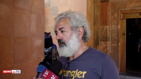 Կառավարությունից մարդ եկա՞վ Լալային հրաժեշտ տալու... մի քիչ տղա մնացեք. Լեւոն Հարությունյան