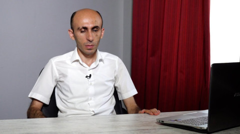 Երևանը պետք է պաշտոնապես քայլեր անի Բաքվի վրա միջազգային ճնշում գործադրելու համար. Արտակ Բեգլարյան