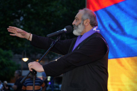 Նեռը նեղվել է, որ ասում եմ՝ սատանա ու Նեռ. Բագրատ Սրբազան