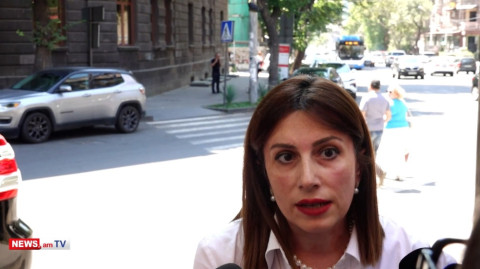 Անահիտ Ավանեսյանը՝ իր հրաժարականի, բուժաշխատողների՝ զարդեր կրելու արգելքի եւ թանկարժեք դեղերի մասին
