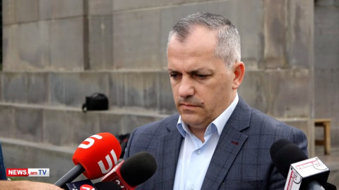Ինչպե՞ս ստացվեց, որ Շահրամանյանն ուղղաթիռով եկավ, իսկ ռազմաքաղաքական մյուս ղեկավարները գերի ընկան