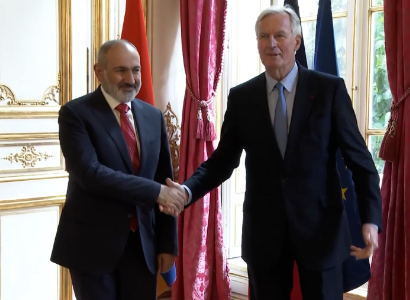 Փաշինյանը Փարիզում հանդիպել է Ֆրանսիայի վարչապետ Միշել Բարնիեի հետ