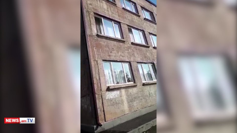 «Անուղեղի մեկը, գիժ». թիվ 191 դպրոցի բակում լսվում են ուսուցչի վիրավորական արտահայտությունները