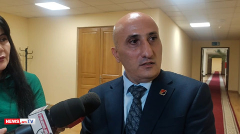 ՔՊ–ական նախկին պատգամավոր Վահագն Հովակիմյանը վստահեցնում է՝ «ապաքաղաքական» պաշտոնյա է