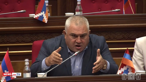 Սարքավորումներով հագեցած ամբուլատորիան ինչի՞ եք քանդում և լցնում իրար գլխի. ընդդիմադիրը փոխնախարարին
