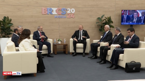 Armenia, Azerbaijan leaders’ talk kicks off in Russia's Kazan