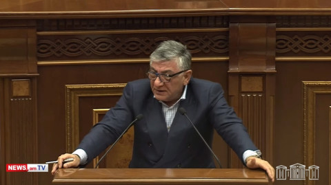 Մինչեւ 30 տոկոսով պիտի կրճատեն աշխատողներին եւ 50 տոկոսով բարձրացնեն աշխատավարձերը. Խաչատուր Սուքիասյան
